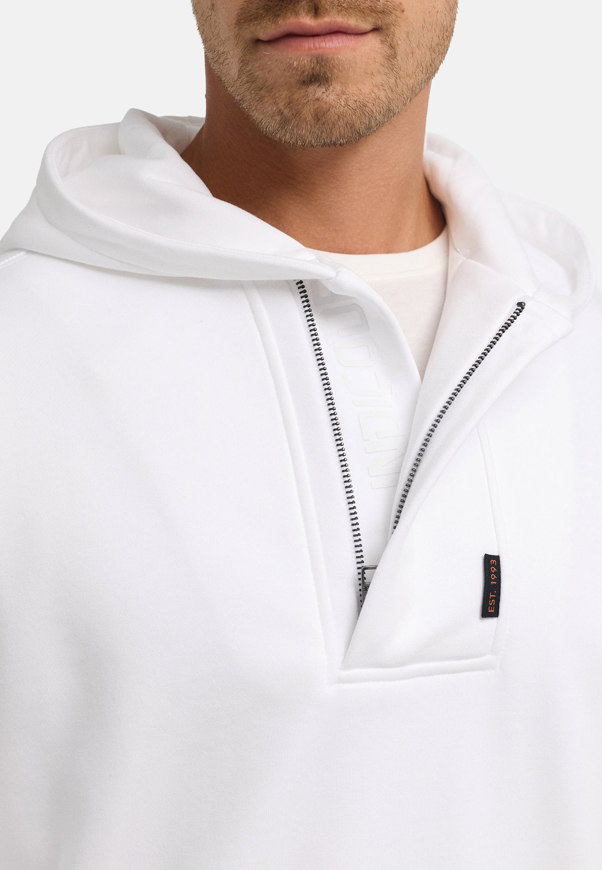 Kapuzenpullover INTanin Produktbild