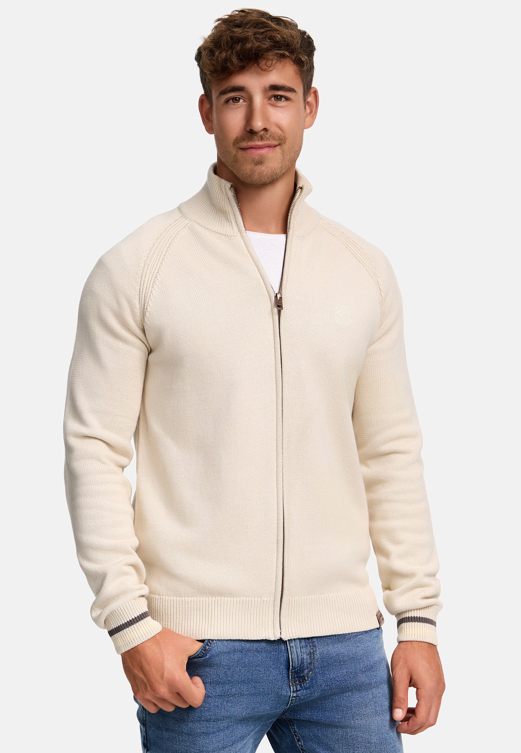 Strickjacke INArutemia Produktbild
