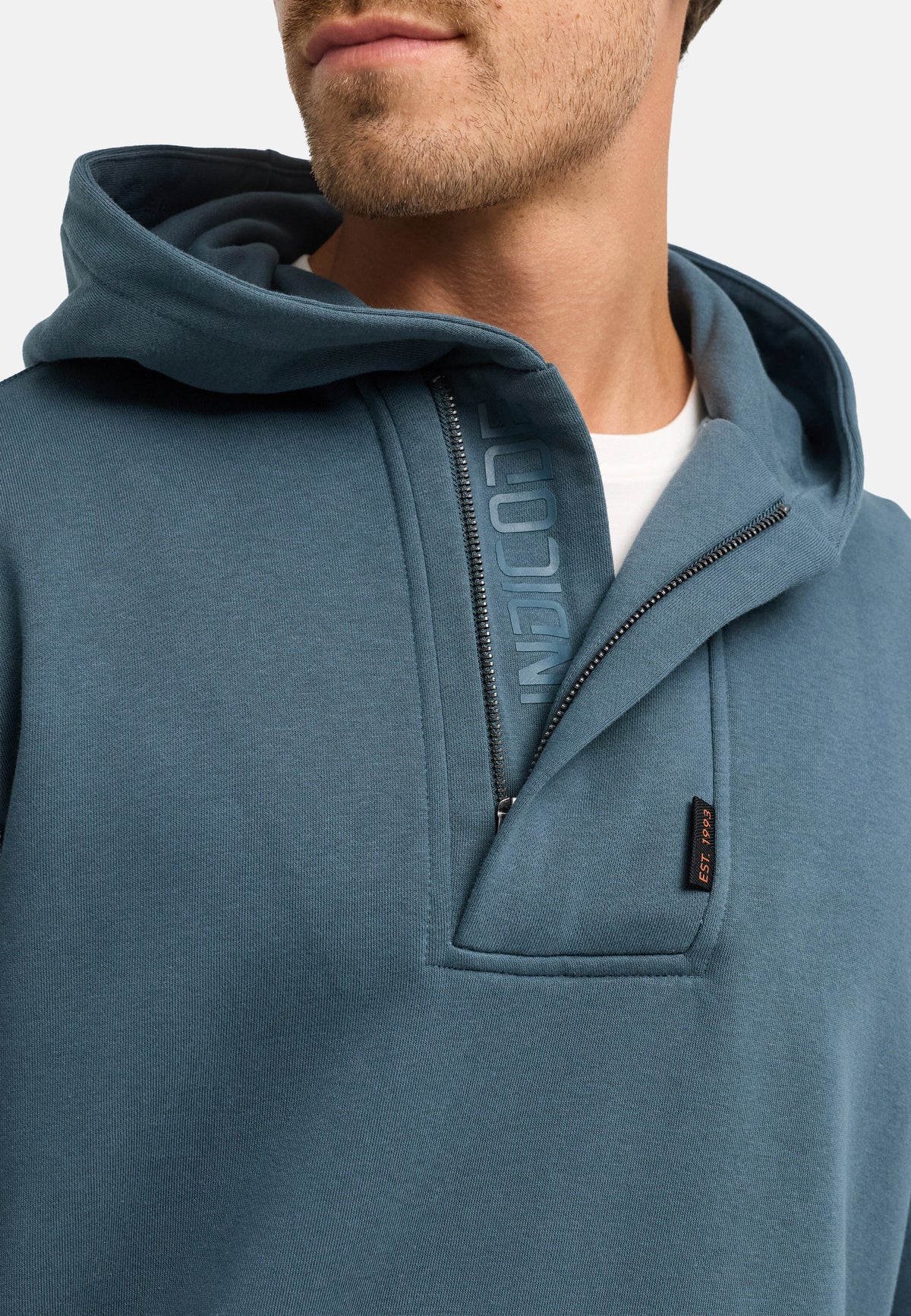 Kapuzenpullover INTanin Produktbild